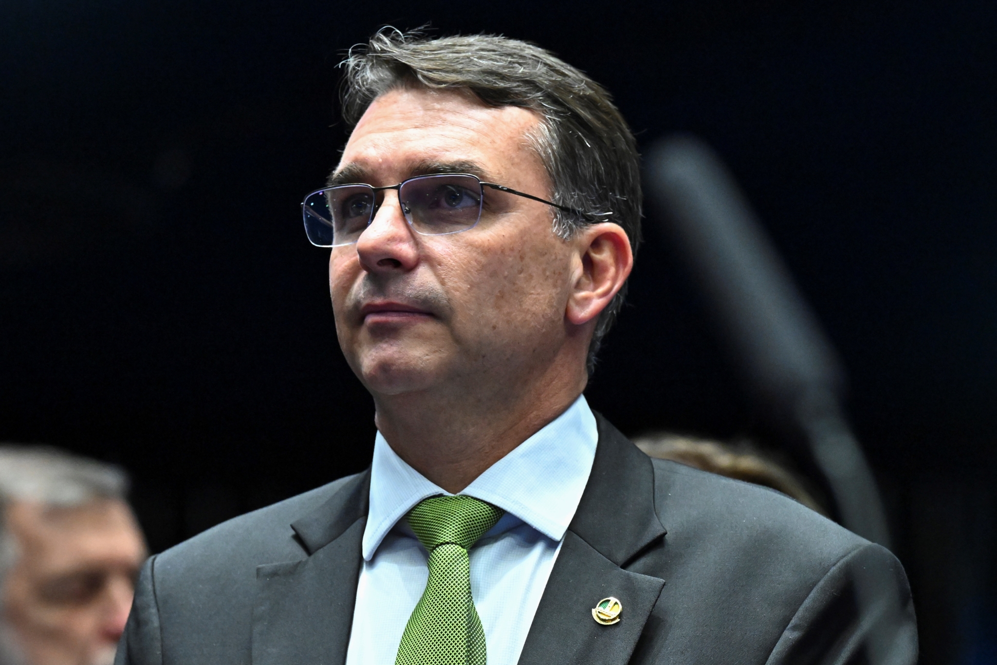 Flávio Bolsonaro promete economia similar à do pai em governo pós-2027