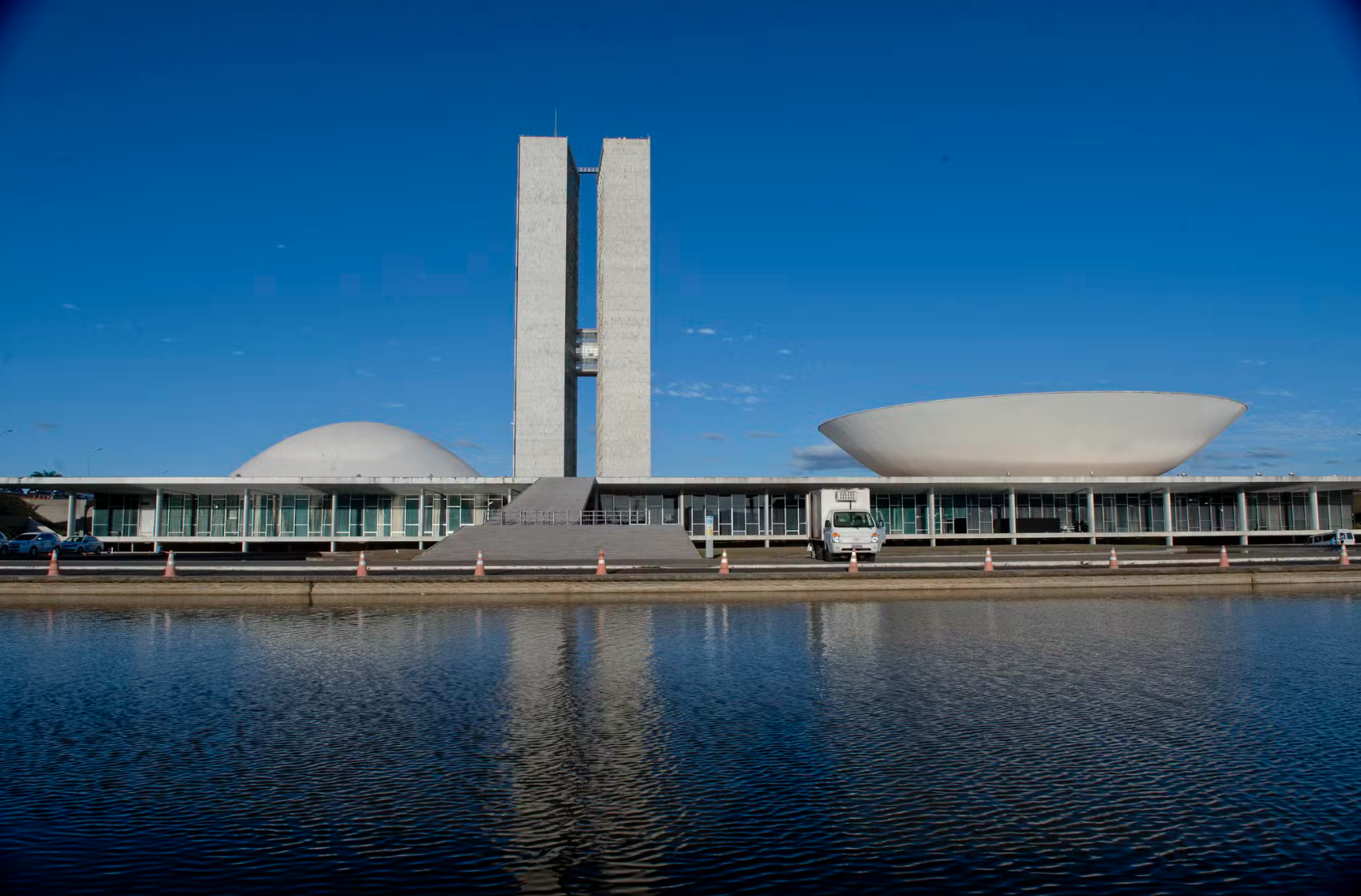 STF estabelece limites aos poderes das CPIs