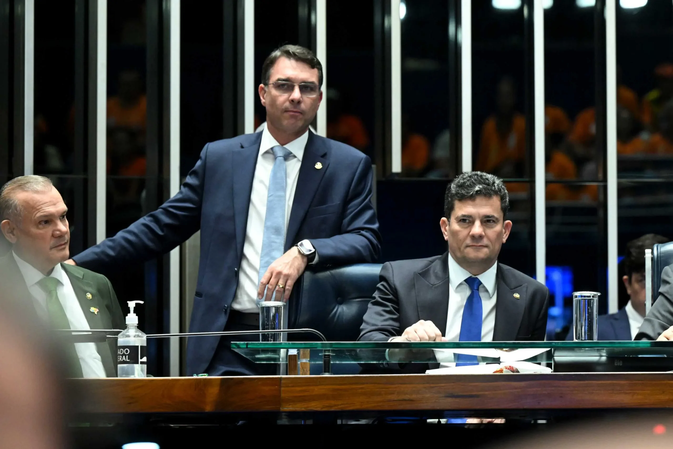Moro se filia ao PL e mira governo do Paraná com apoio dos Bolsonaro