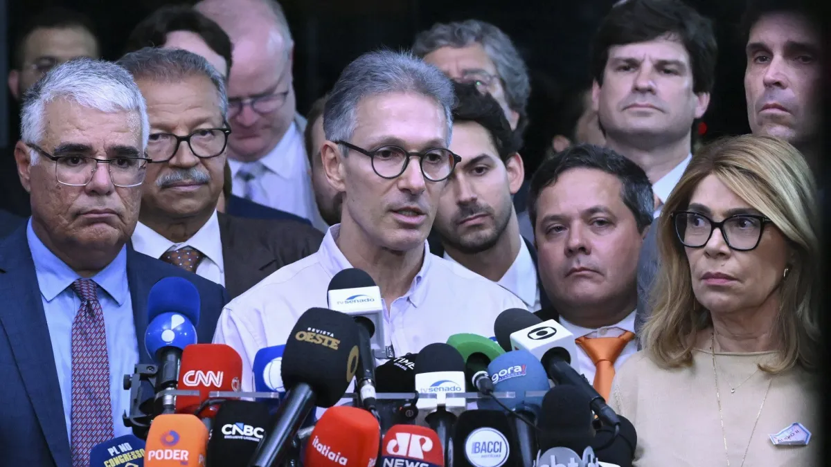 Zema leva ao Senado pedido de impeachment de Moraes em meio ao escândalo do Banco Master