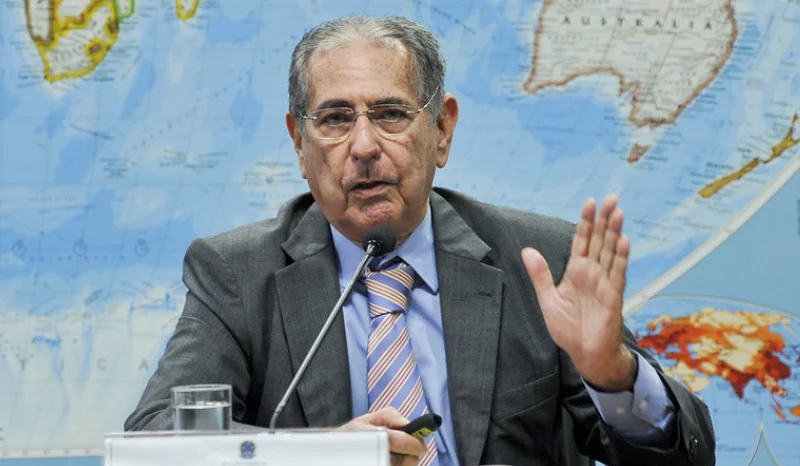 Assembleia homenageia Djalma Mello com título de Cidadão Honorário