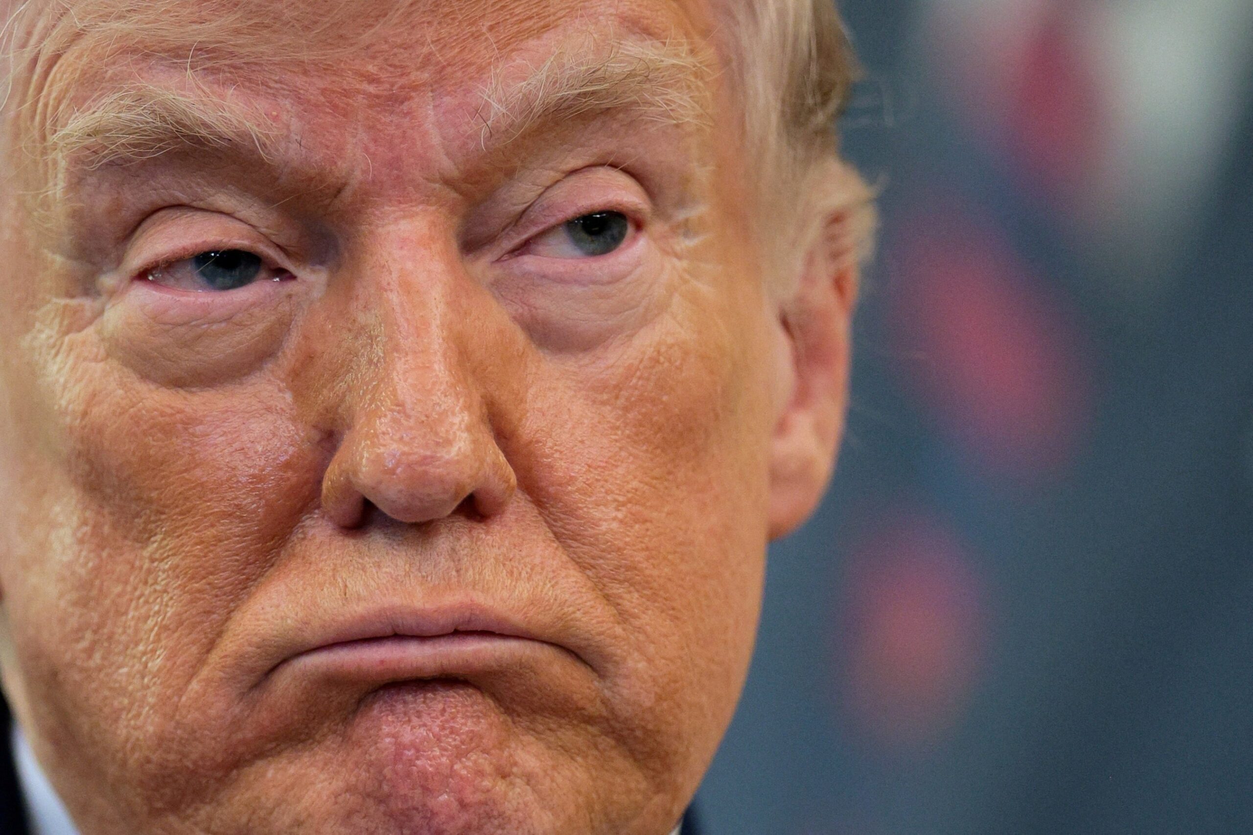 Crise na Casa Branca: Base radical rompe com Trump após invasão do Irã