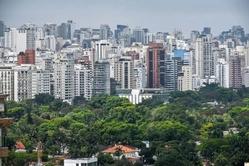 Airbnb se compromete a retirar anúncios de moradias populares em SP
