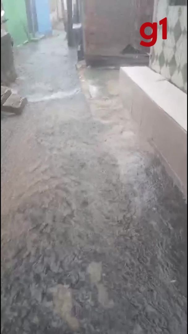 Maceió em Alerta: Chuvas Intensas Revelam Fragilidades Urbanas e Causam Caos Generalizado