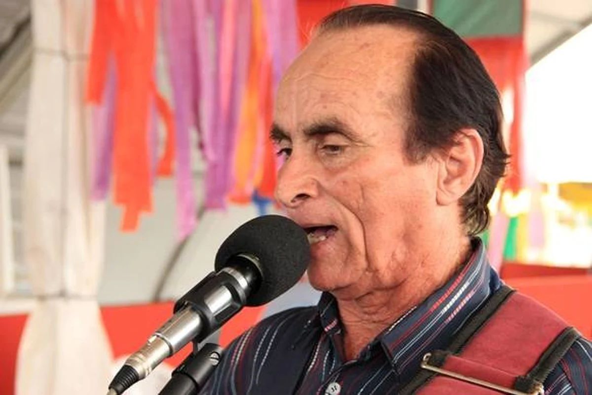 Cultura Nordestina em Destaque: Giro das Tradições Celebra Repente com João de Lima no Theatro Homerinho