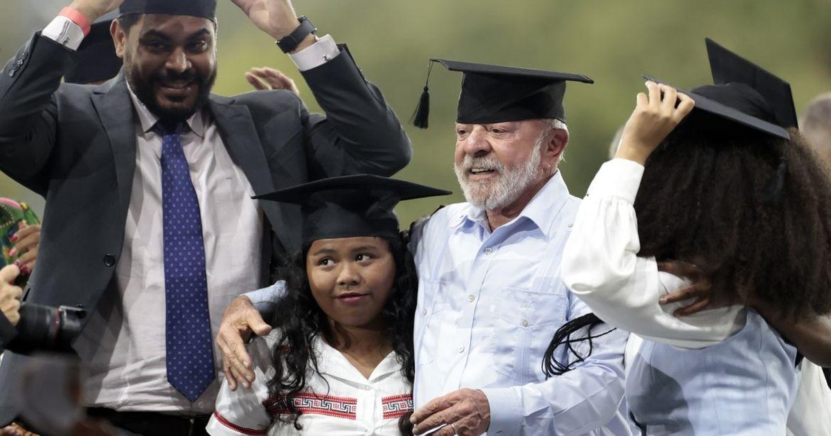 Governo Impulsiona Educação e Cultura com Expansão de Cursinhos Populares e Lançamento de Escola Nacional de Hip-Hop