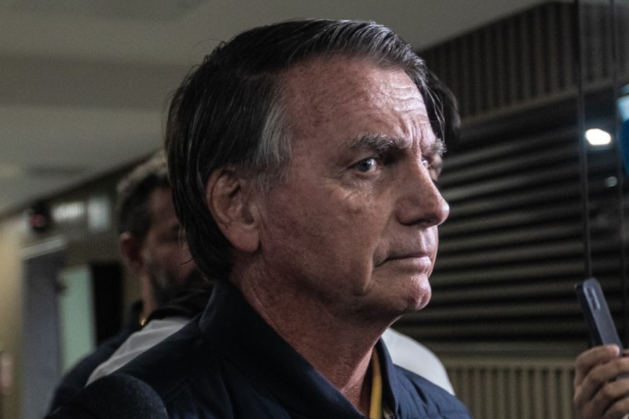 PMDF Alerta STF Sobre Troca de Carregador da Tornozeleira de Bolsonaro em Meio a Escrutínio Judicial Acentuado
