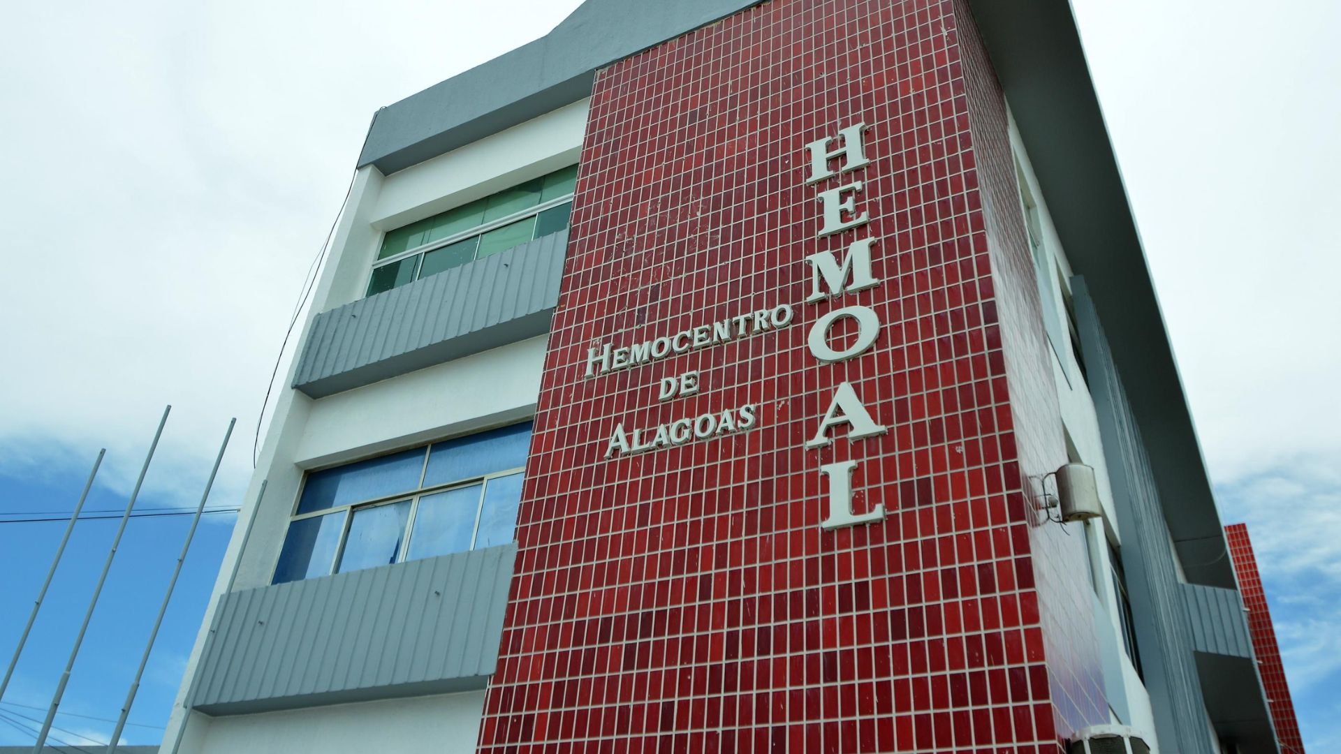 Crise na Saúde Pública: Hemoal Trapiche Interrompe Serviços Vitais em Maceió por Falha Elétrica