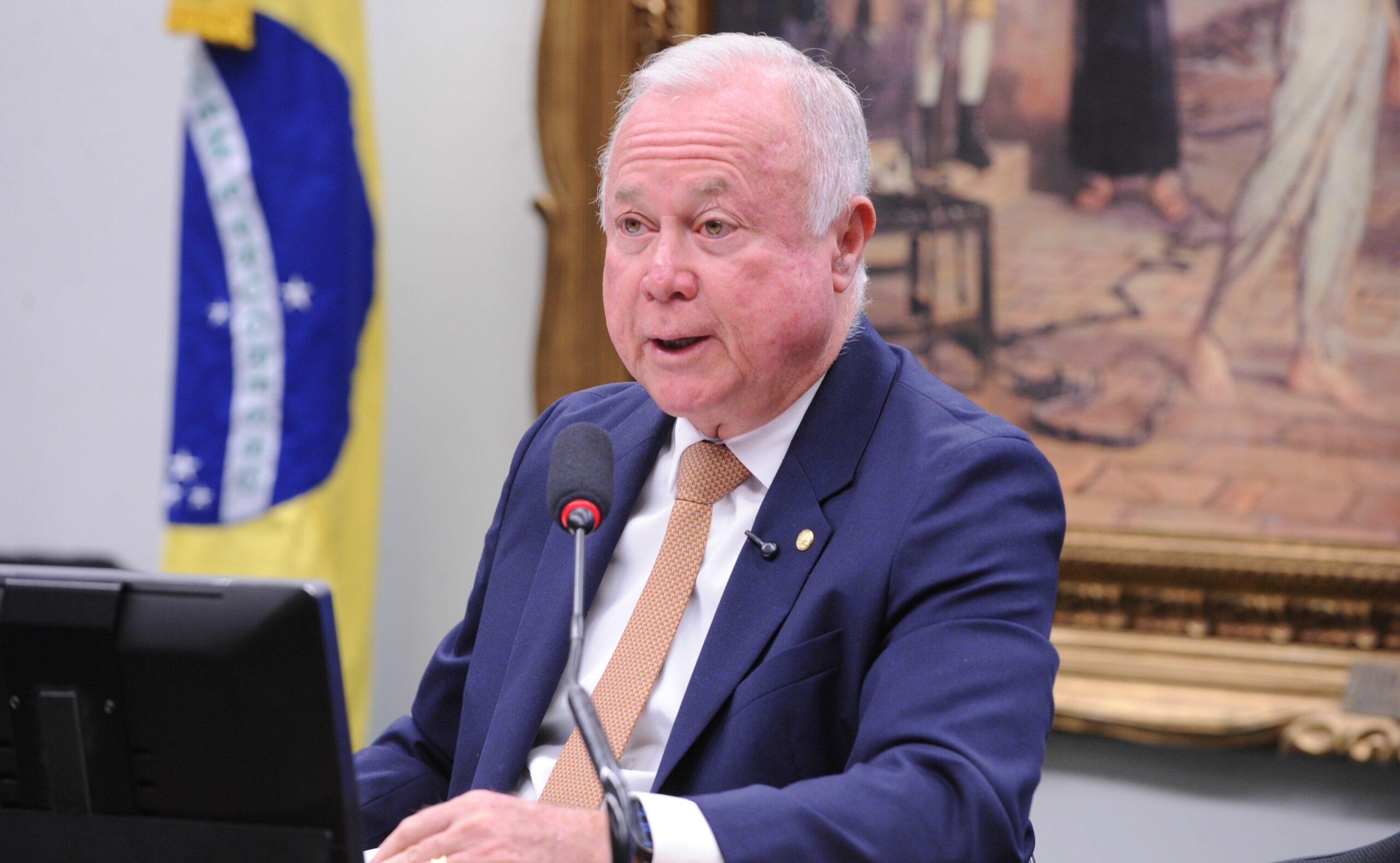 Revolução na Jornada de Trabalho: Congresso e Governo Divergem sobre o Fim da Escala 6×1