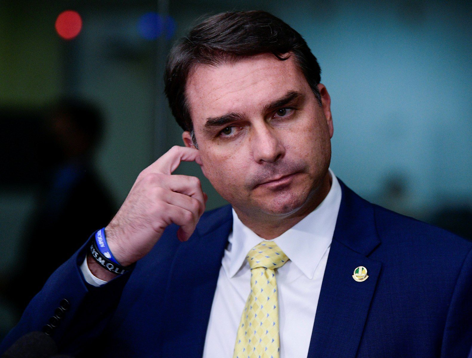 STF Abre Inquérito Contra Flávio Bolsonaro por Calúnia Contra Lula, Acirrando Tensão Política