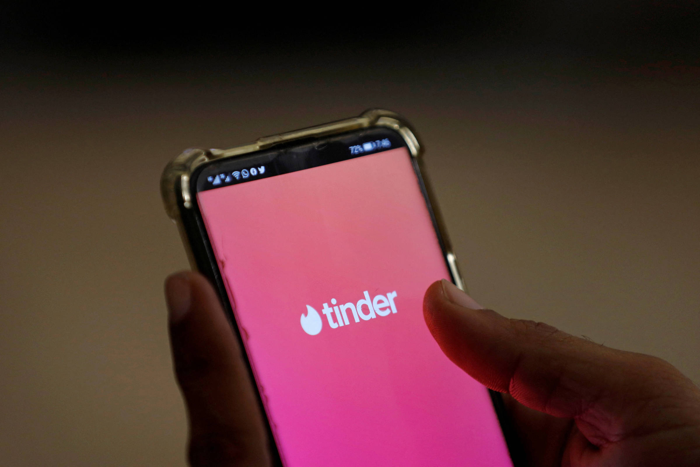 Tinder Anuncia Estratégia Ampla para Reverter Queda de Usuários e Atrair Público Feminino