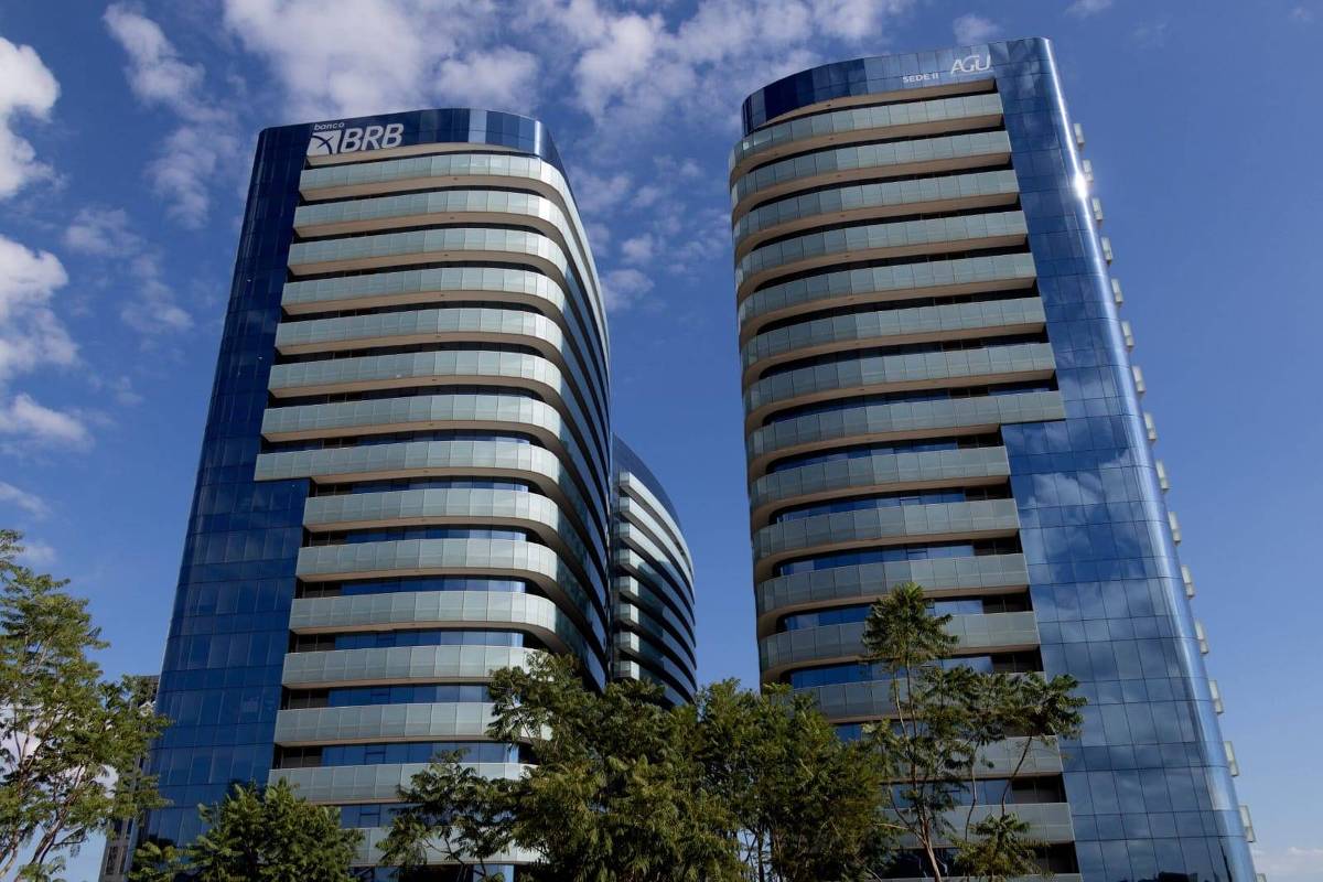 Distrito Federal Aguarda Decisão Crucial do FGC para Empréstimo de R$ 6,6 Bilhões ao BRB
